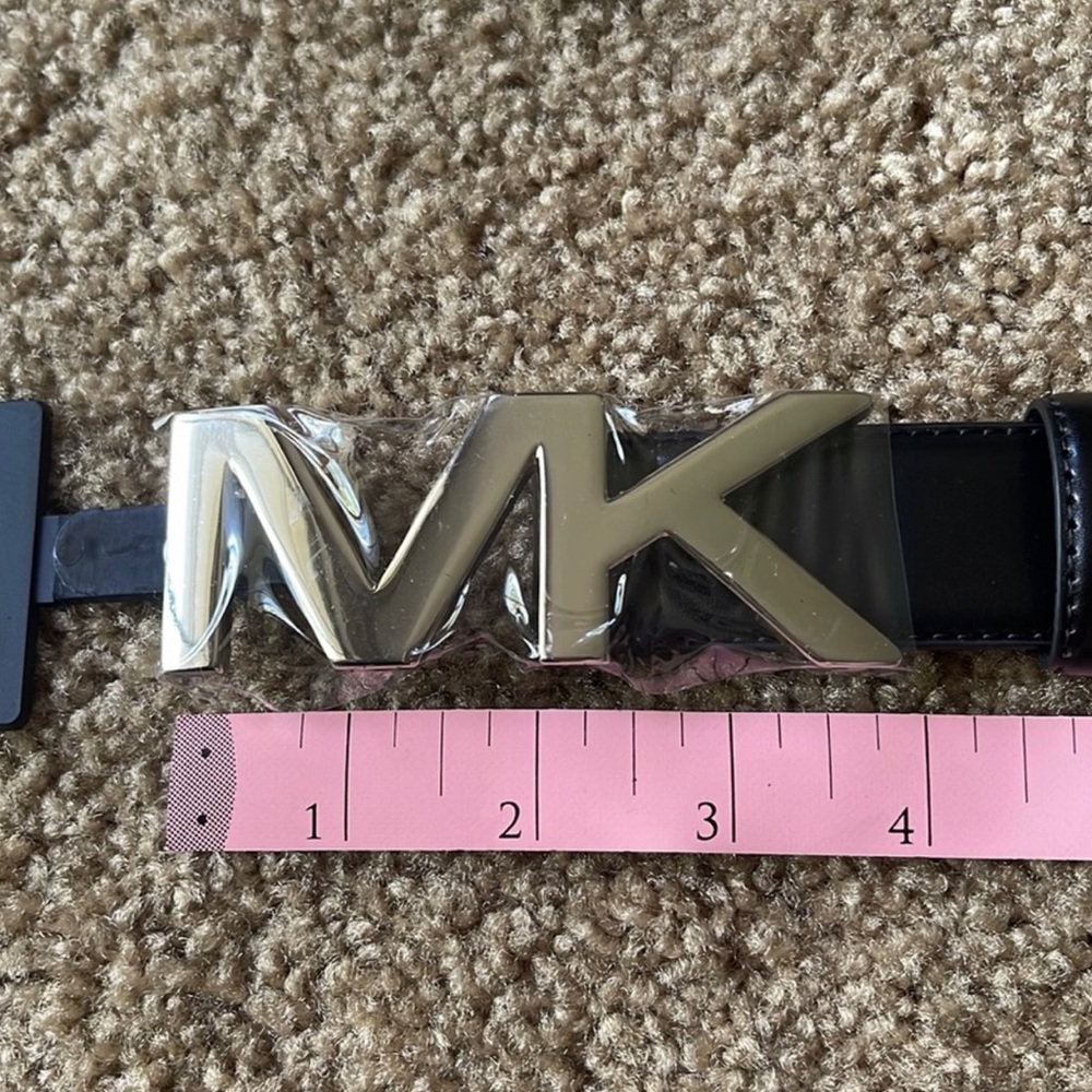 Michael Kors Men Hardware Belt Black & Silver Signature Size 34- 85 cm. NWT - Picture 11 of 12